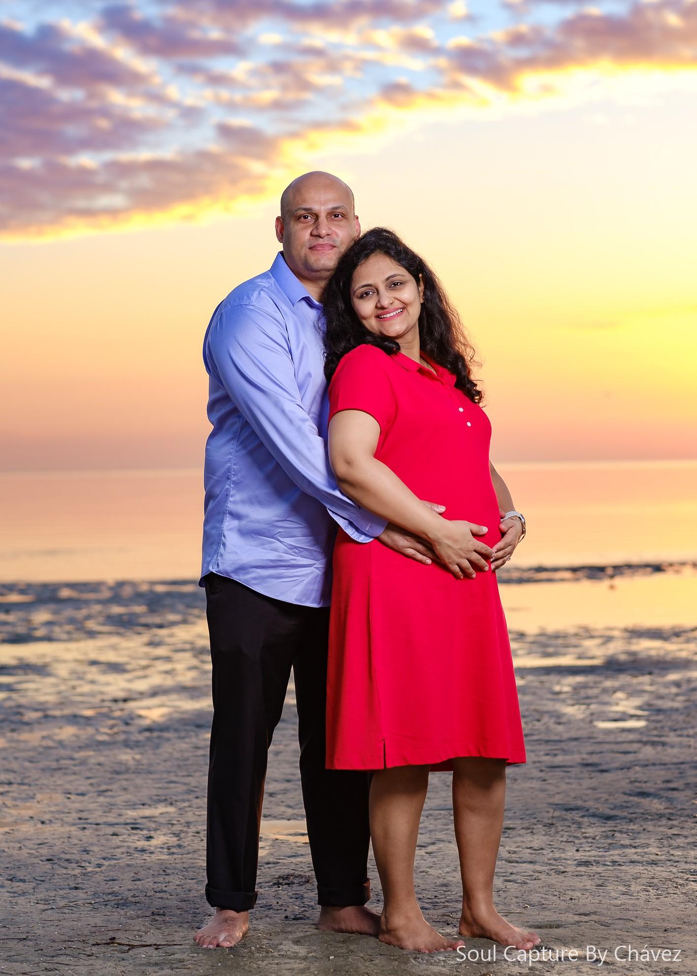 Couples Maternity Portrait at Vinoy Park, St Pete