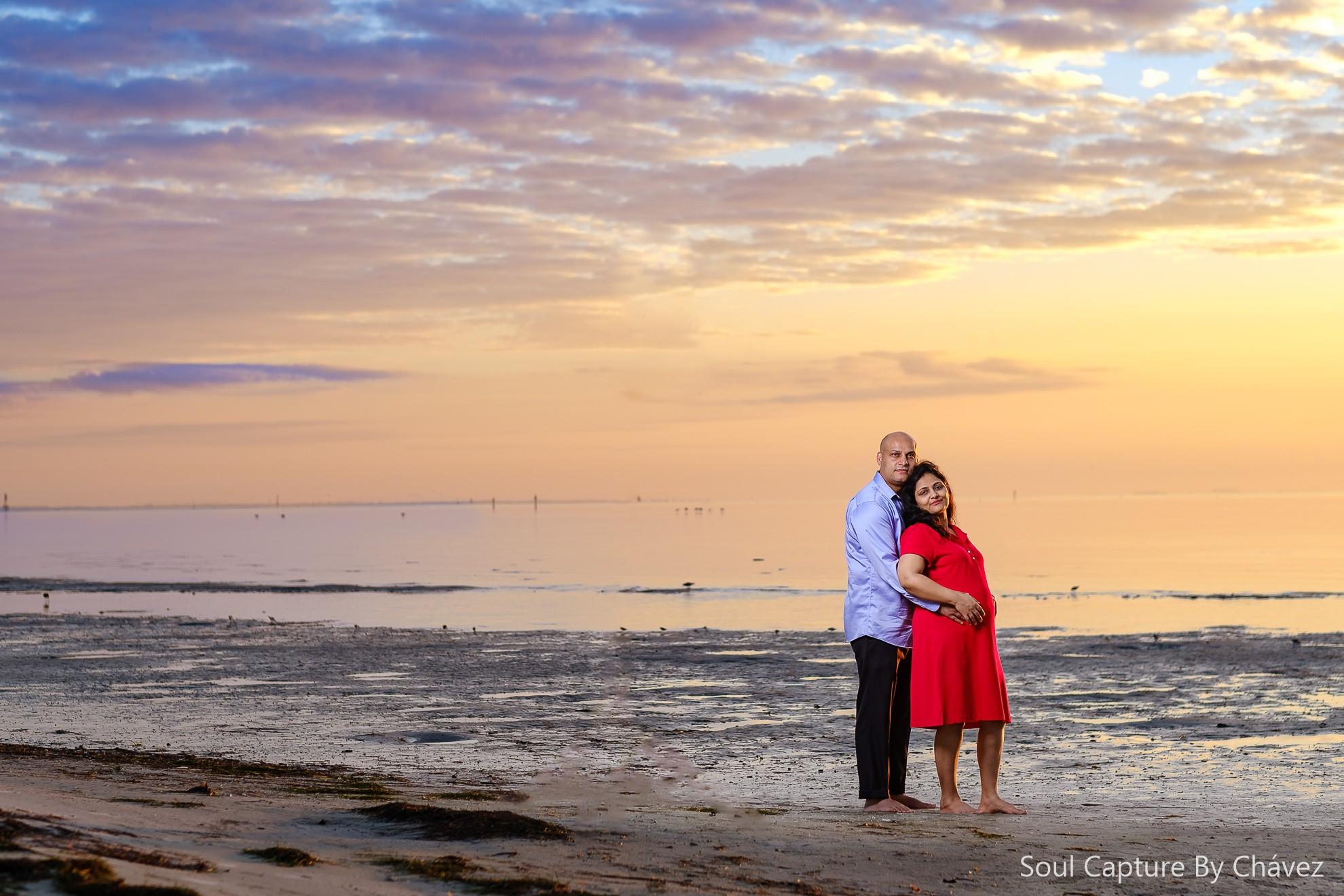 Couples Maternity Portrait at Vinoy Park, St Pete