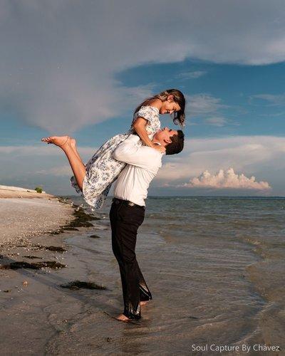 mobile - carousel-hero-element image-3